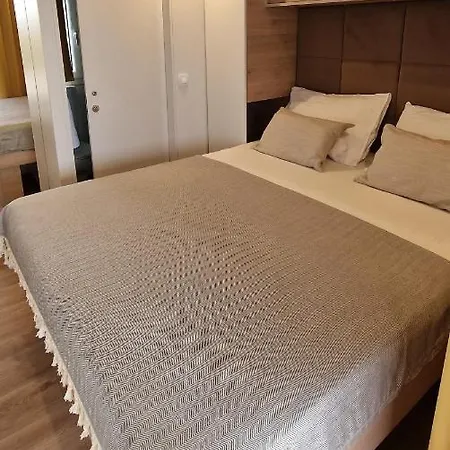 Sweet Dreams Luxury Mobile Home, Terra Park Spiritos Camping