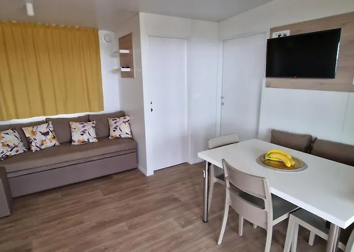 Kemping Sweet Dreams Mobile Home, Terra Park Spiritos